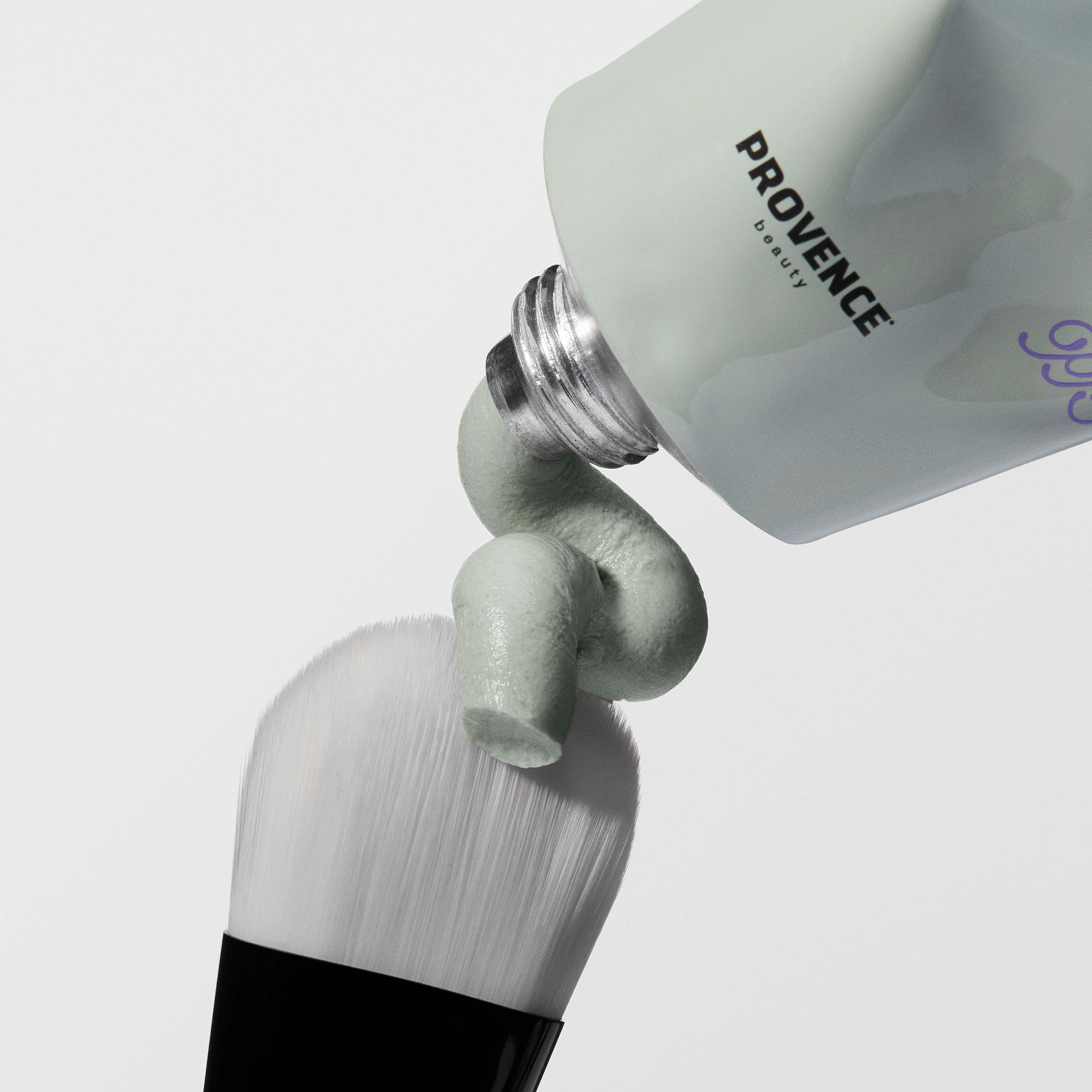 Pore Amour Clarifying Clay Mask