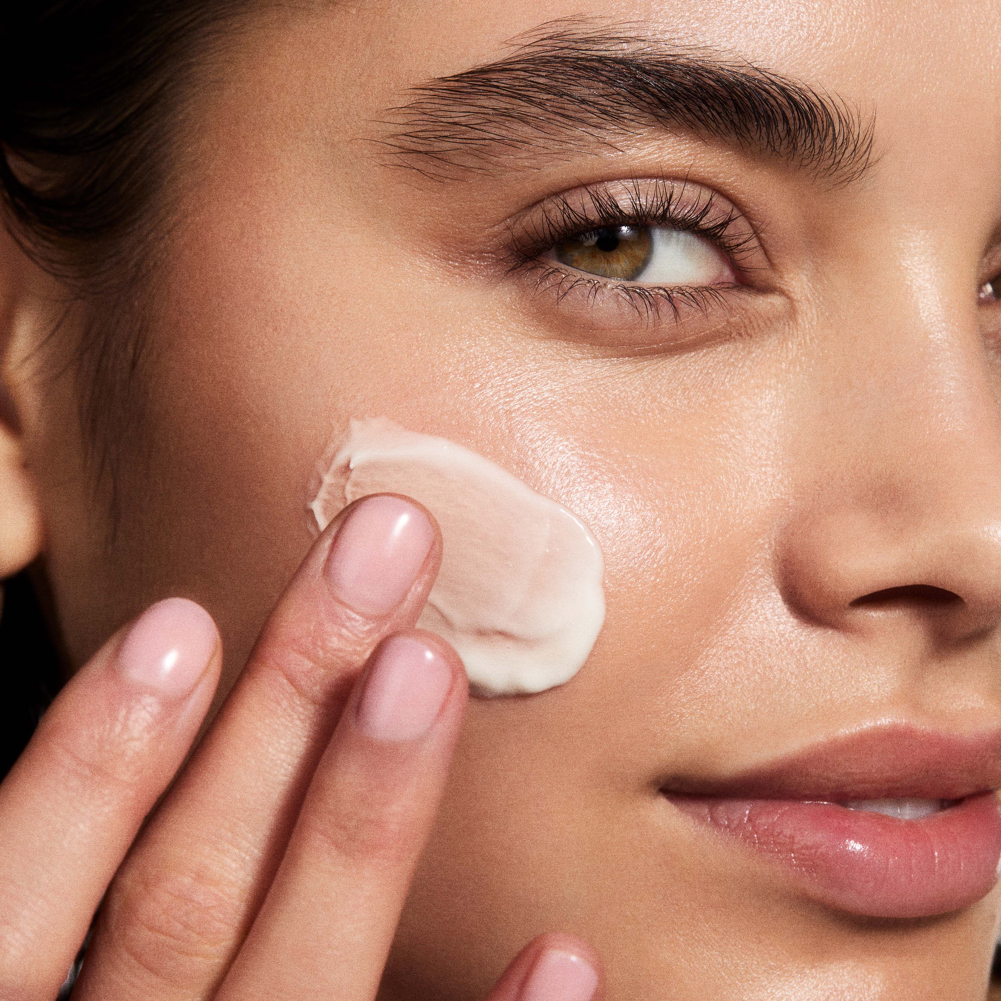 Moisturizers 101: How to Find the One That’s Right for You