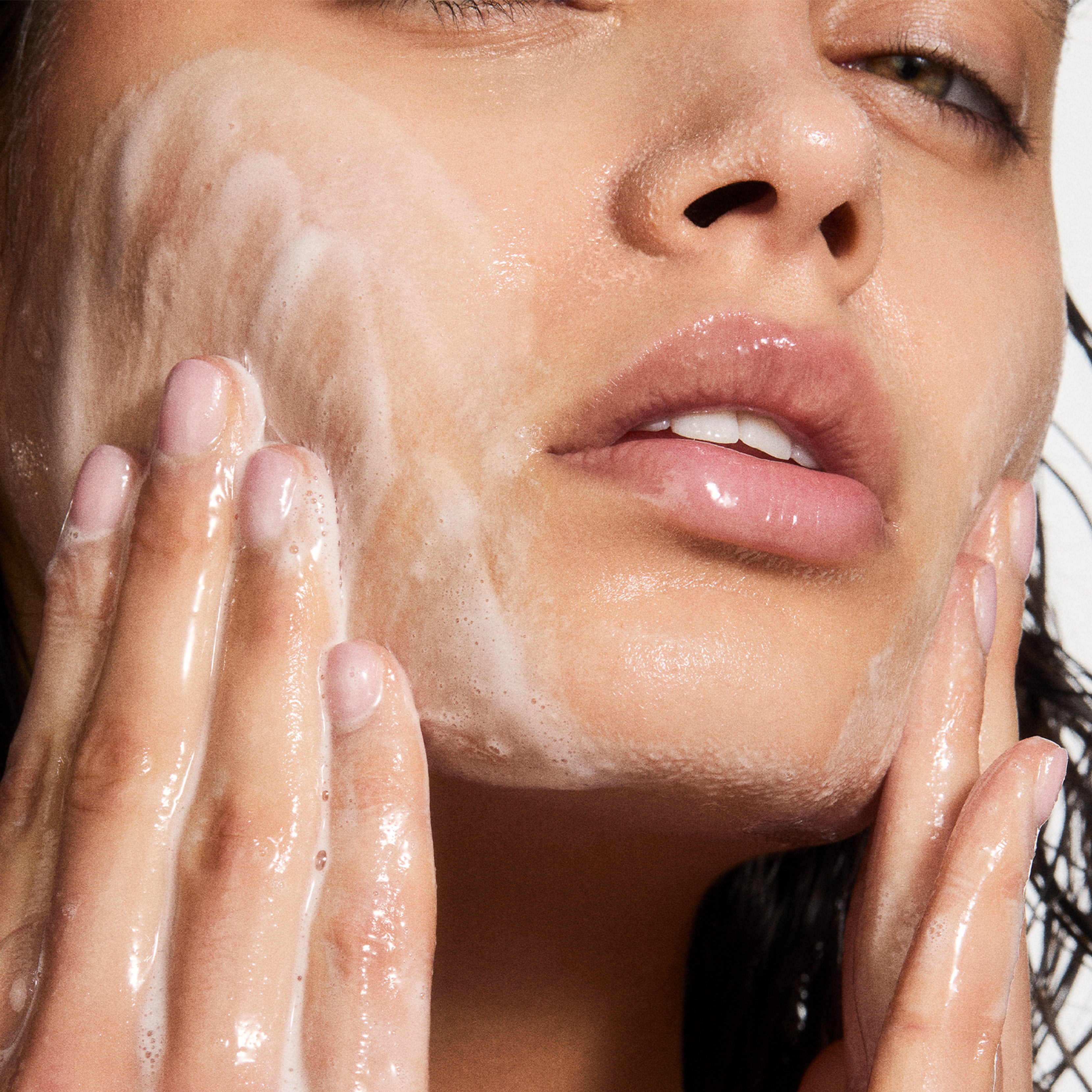 Pink Gelée Gentle Daily Cleanser